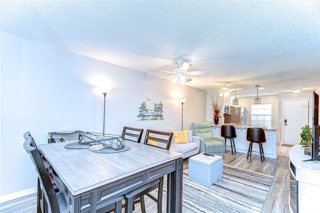 13870 OAKWOOD LANE, Seminole, FL 33776