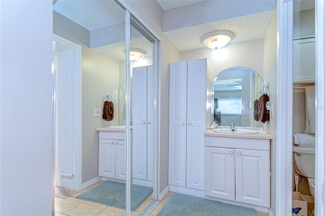 13870 OAKWOOD LANE, Seminole, FL 33776