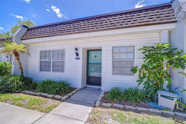 13870 OAKWOOD LANE, Seminole, FL 33776