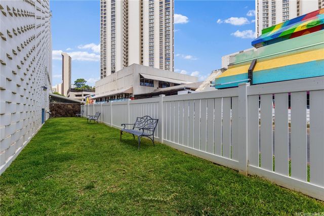 419 Atkinson Drive 907, Honolulu, HI 96814
