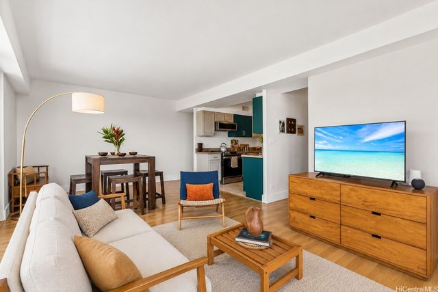 419 Atkinson Drive 907, Honolulu, HI 96814