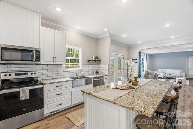 38 Fish Lake Drive, Fletcher, NC 28732