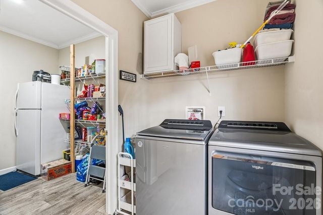 38 Fish Lake Drive, Fletcher, NC 28732