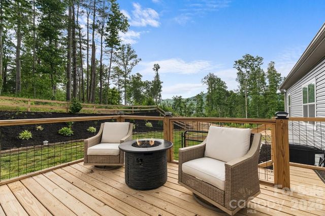 38 Fish Lake Drive, Fletcher, NC 28732