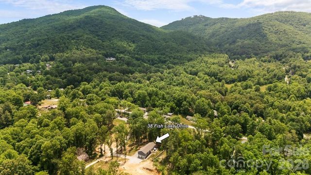 38 Fish Lake Drive, Fletcher, NC 28732