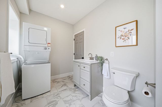 12 Marietta Ave, Braintree, MA 02184