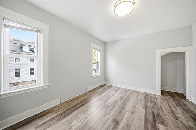 12 Marietta Ave, Braintree, MA 02184