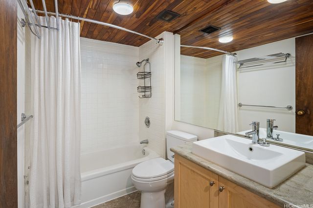 2101 Nuuanu Avenue I103, Honolulu, HI 96817