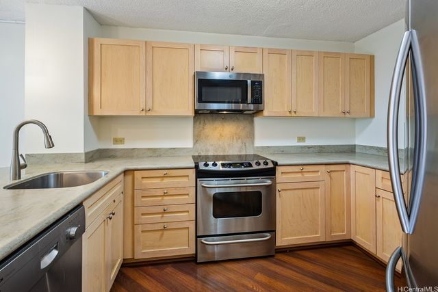 2101 Nuuanu Avenue I103, Honolulu, HI 96817