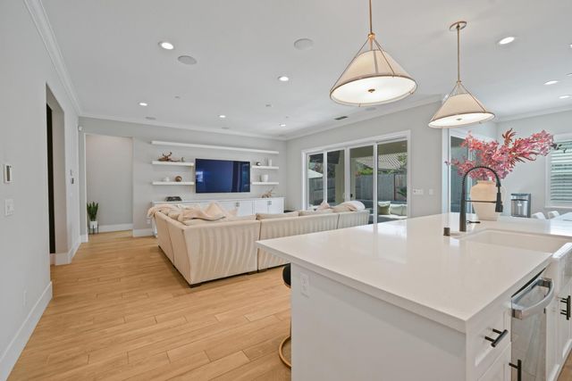 2632 Mayfair St, Lodi, CA 95242
