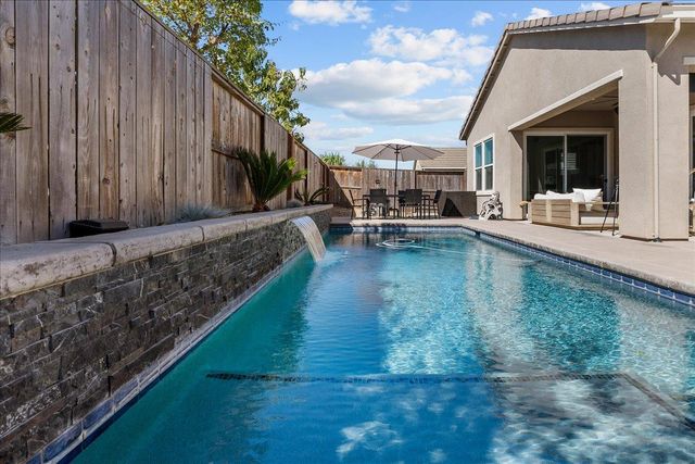 2632 Mayfair St, Lodi, CA 95242