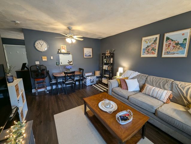 65 Milliken Ave 16, Franklin, MA 02038