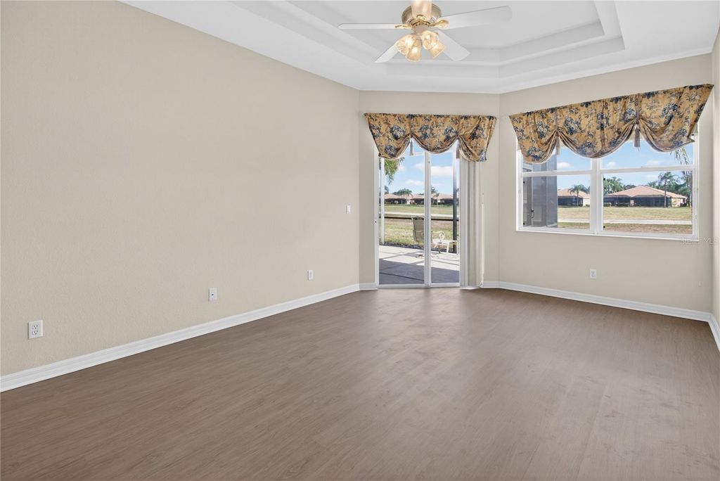 Image 7 of property listing at 267 HERITAGE ISLES WAY, Bradenton, FL 34212