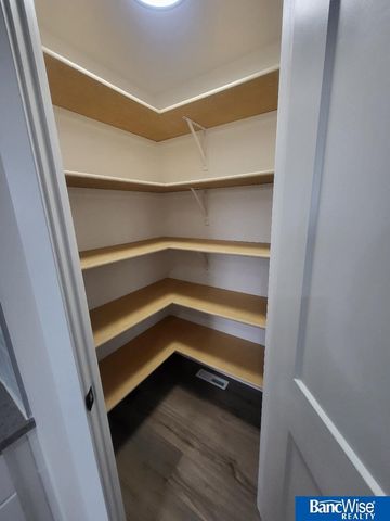 918 W Avondale Street, Lincoln, NE 68523