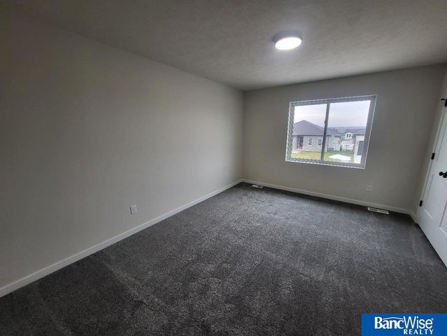 918 W Avondale Street, Lincoln, NE 68523