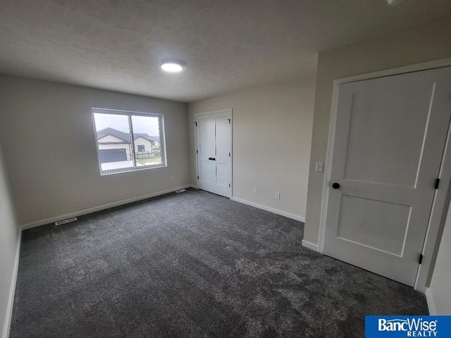 918 W Avondale Street, Lincoln, NE 68523