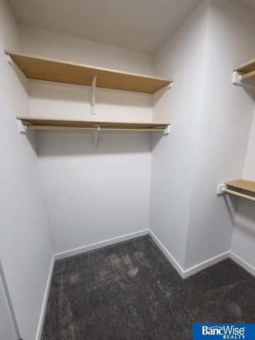 918 W Avondale Street, Lincoln, NE 68523