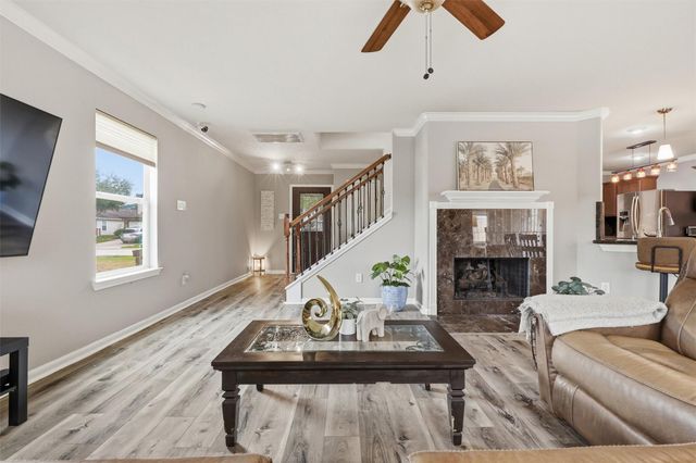 2631 Skyview Downs Drive, Houston, TX 77047