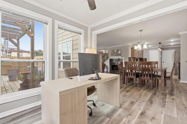 2631 Skyview Downs Drive, Houston, TX 77047