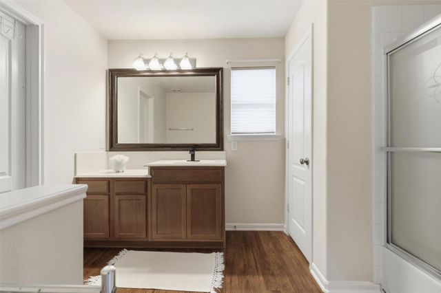 2631 Skyview Downs Drive, Houston, TX 77047