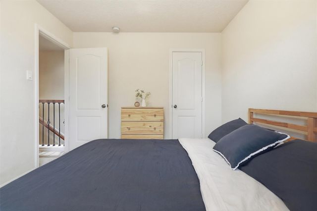 2631 Skyview Downs Drive, Houston, TX 77047