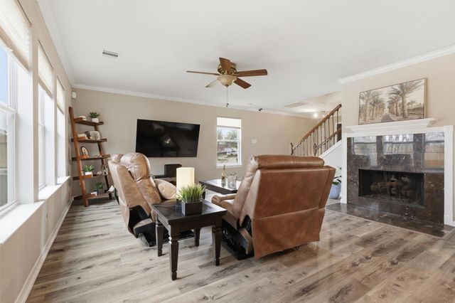 2631 Skyview Downs Drive, Houston, TX 77047