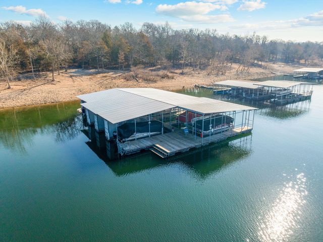 154 Elm Point Street, Kimberling City, MO 65686