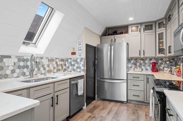 154 Elm Point Street, Kimberling City, MO 65686