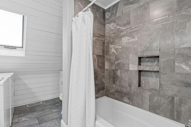 154 Elm Point Street, Kimberling City, MO 65686