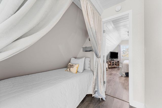 154 Elm Point Street, Kimberling City, MO 65686