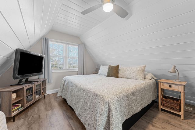 154 Elm Point Street, Kimberling City, MO 65686