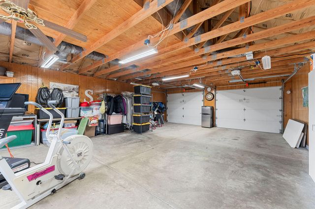 154 Elm Point Street, Kimberling City, MO 65686