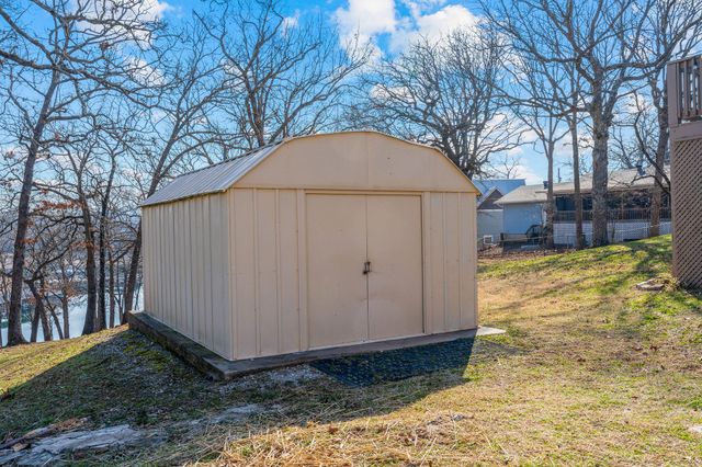 154 Elm Point Street, Kimberling City, MO 65686