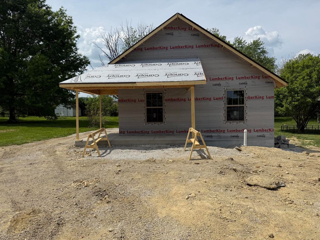715 Bratcher Lane, Berea, KY 40403
