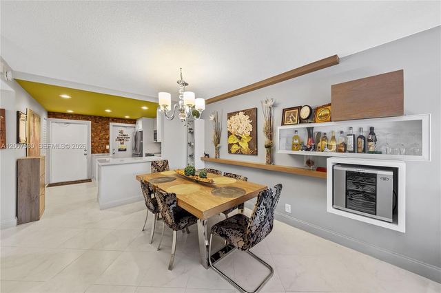 470 Paradise Isle Blvd 310, Hallandale Beach, FL 33009