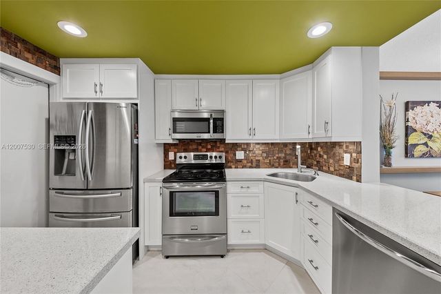 470 Paradise Isle Blvd 310, Hallandale Beach, FL 33009