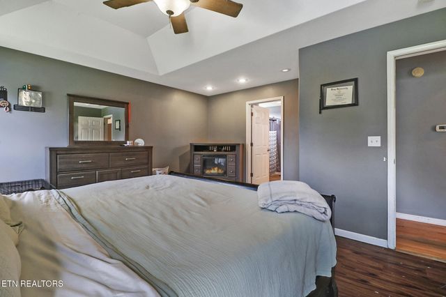 67 Lakyn Drive, Crossville, TN 38571