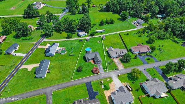 67 Lakyn Drive, Crossville, TN 38571