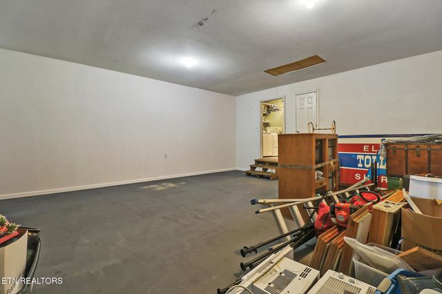 67 Lakyn Drive, Crossville, TN 38571