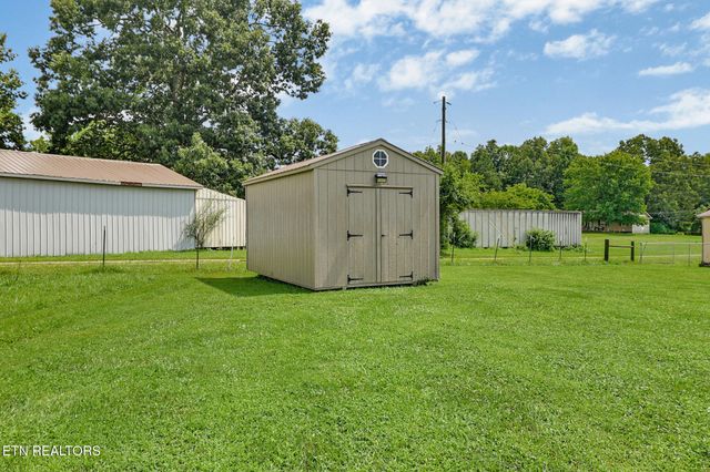 67 Lakyn Drive, Crossville, TN 38571