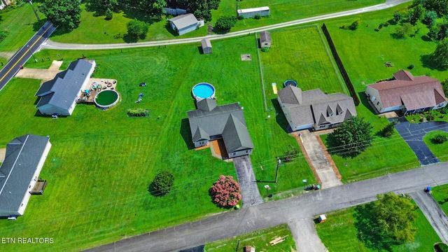 67 Lakyn Drive, Crossville, TN 38571