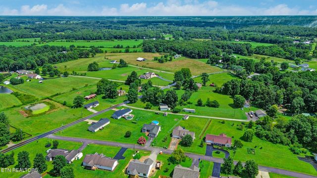67 Lakyn Drive, Crossville, TN 38571