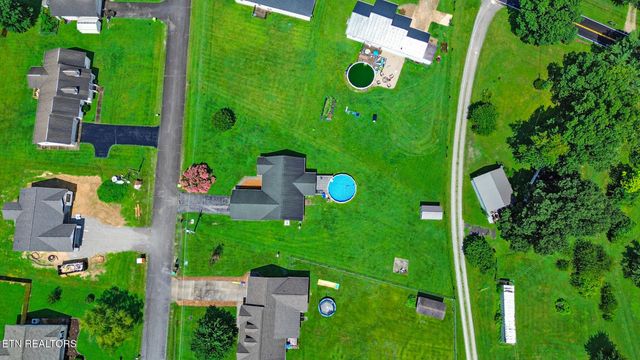 67 Lakyn Drive, Crossville, TN 38571