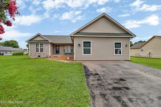 67 Lakyn Drive, Crossville, TN 38571