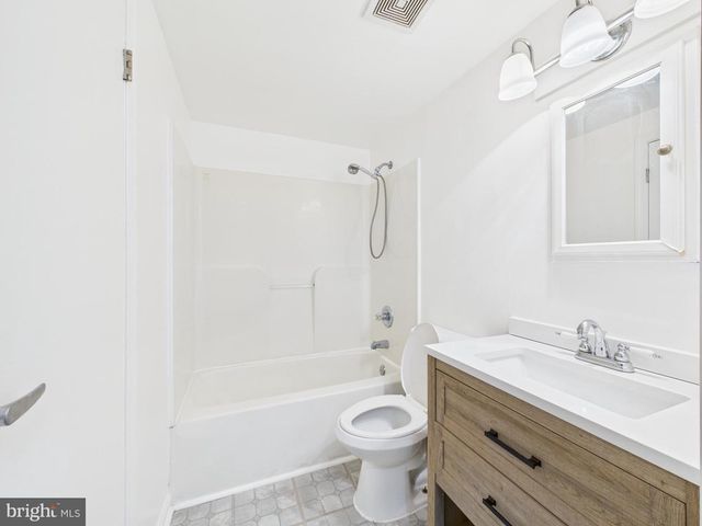 1023 N FULTON AVE, Baltimore, MD 21217