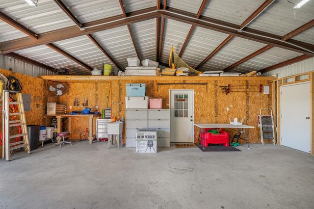 13721 N Farm To Market 46, Bremond, TX 76629
