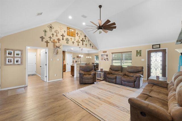 13721 N Farm To Market 46, Bremond, TX 76629