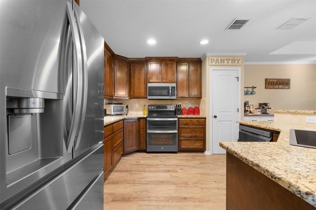 13721 N Farm To Market 46, Bremond, TX 76629