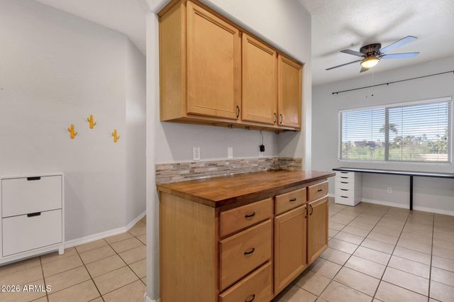 11616 N SAGUARO Boulevard 3, Fountain Hills, AZ 85268