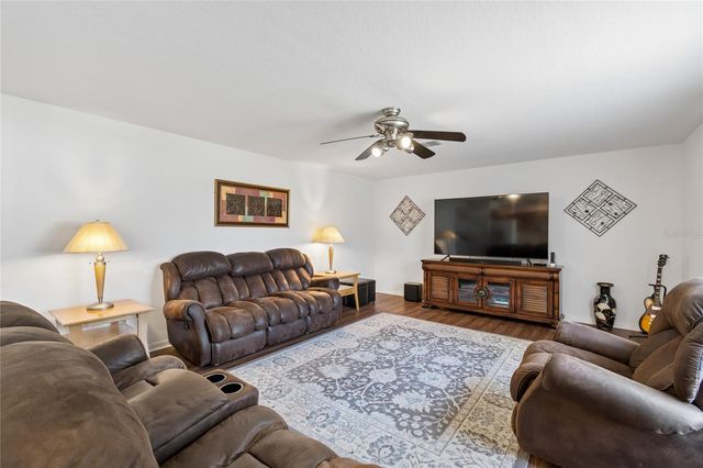 2789 WOODLAND CREEK LOOP, Kissimmee, FL 34744